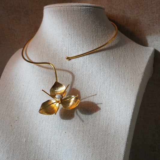 Pearl Flower Necklace