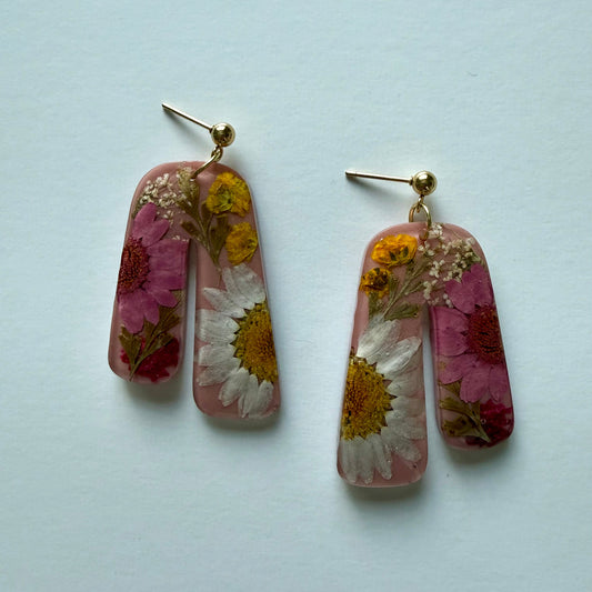 Daisy Arch Earrings