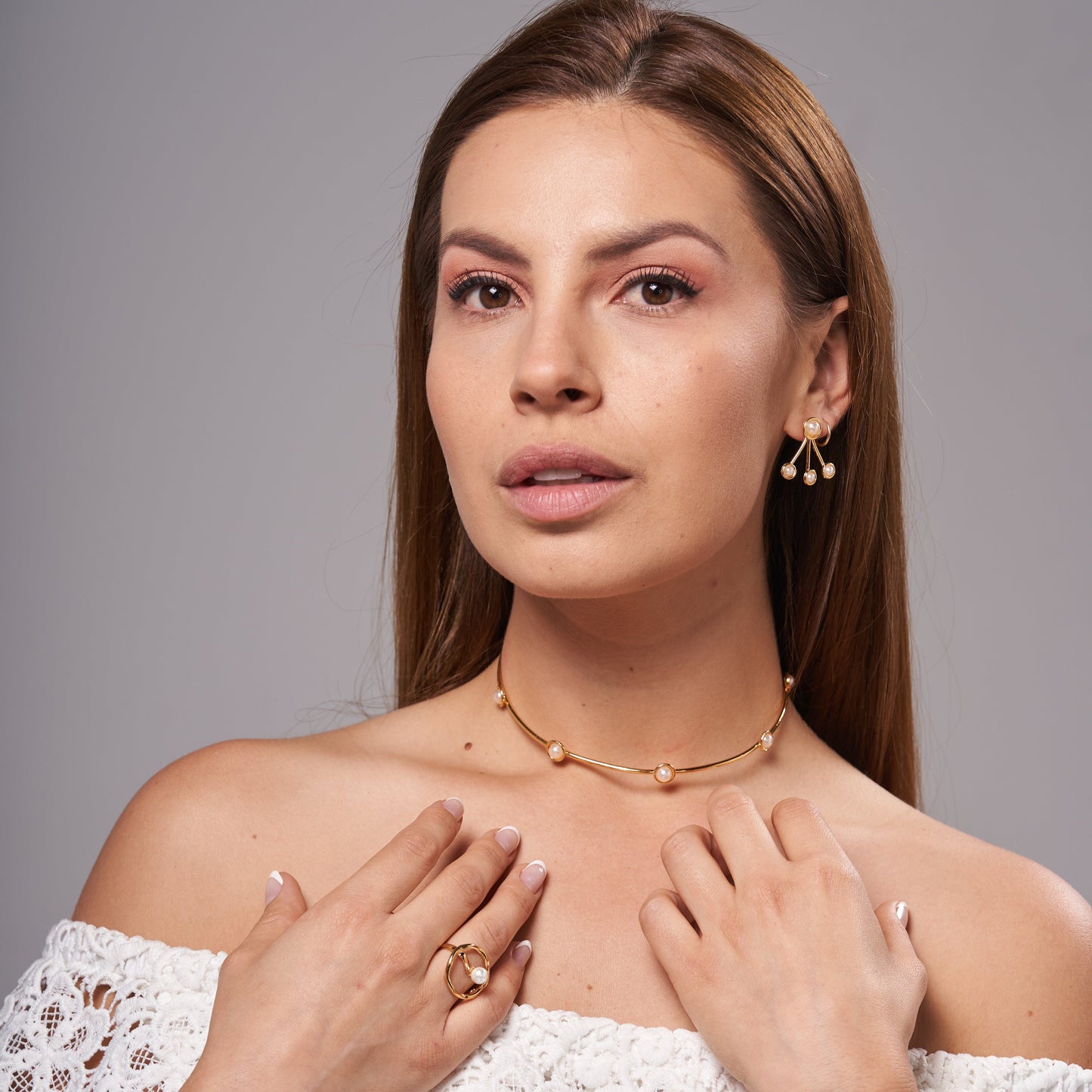 Pearl Aura Choker