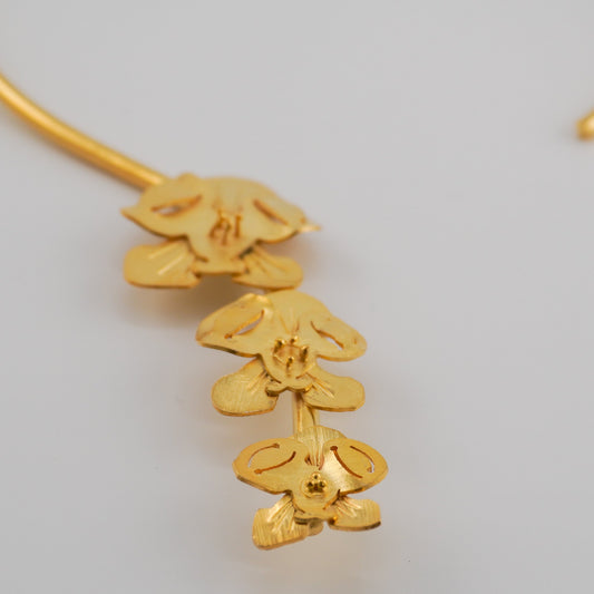Cattleya Drop Choker