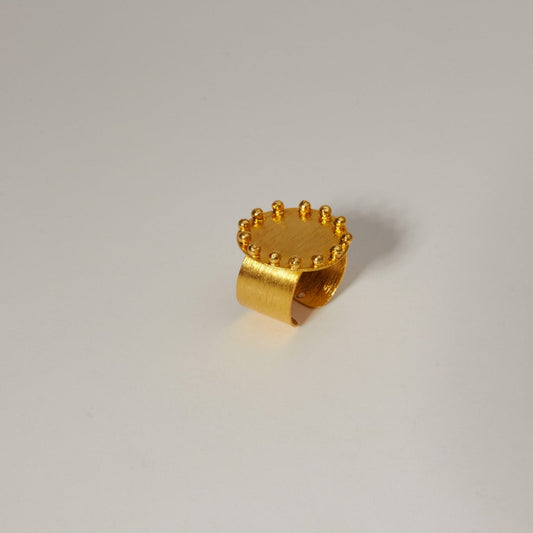 Circles ring